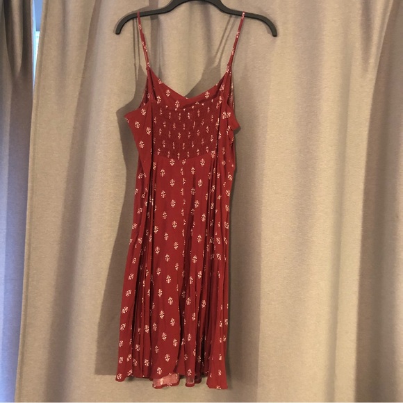 Red patterned spaghetti strap dress from Old Navy - size Large - Picture 3 of 4